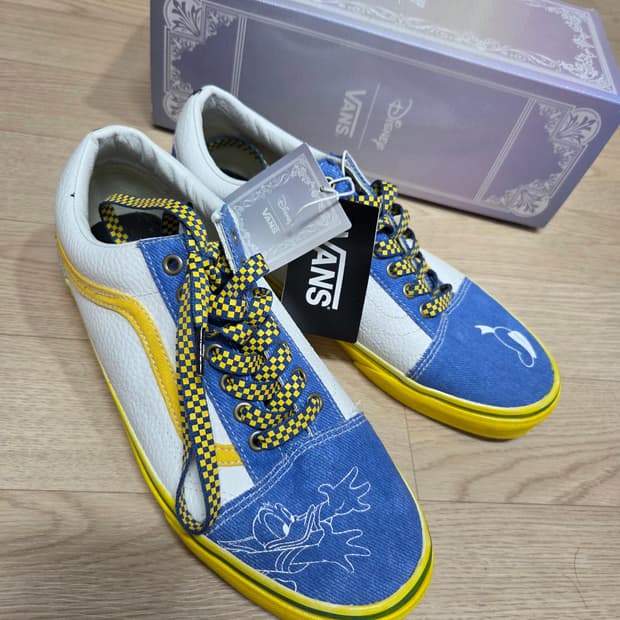 (새상품)반스 x 디즈니 콜라보 올드스쿨 데님 덕 