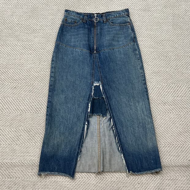 더쿠플스 데님스커트 r3390