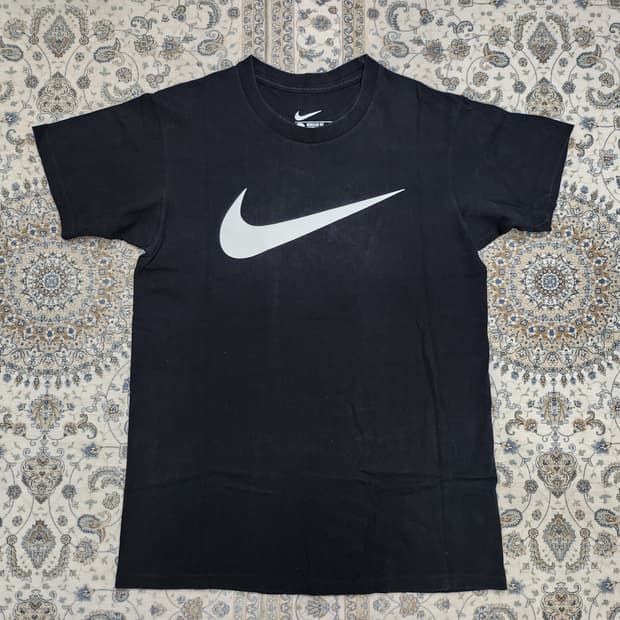 나이키 스우시 반팔 티셔츠 S (55반까지)