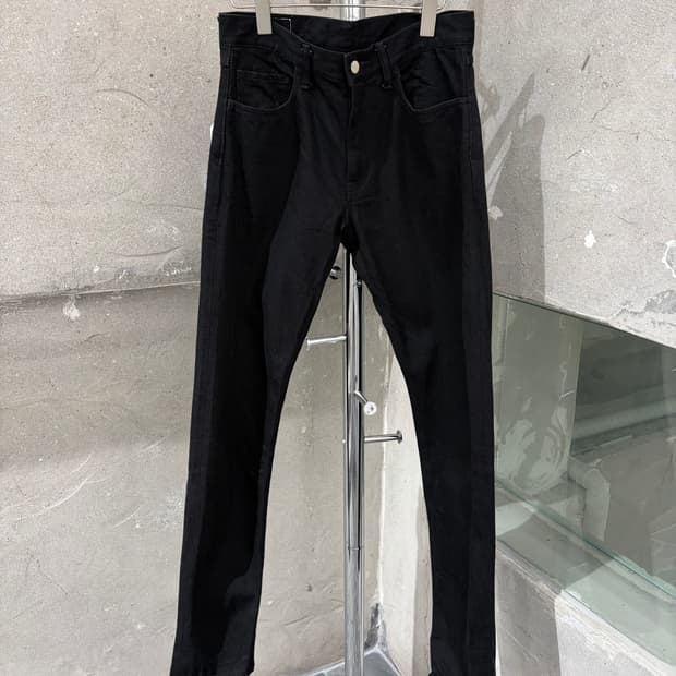 타카히로 미야시타 더 솔로이스트 슬림 데님 팬츠
