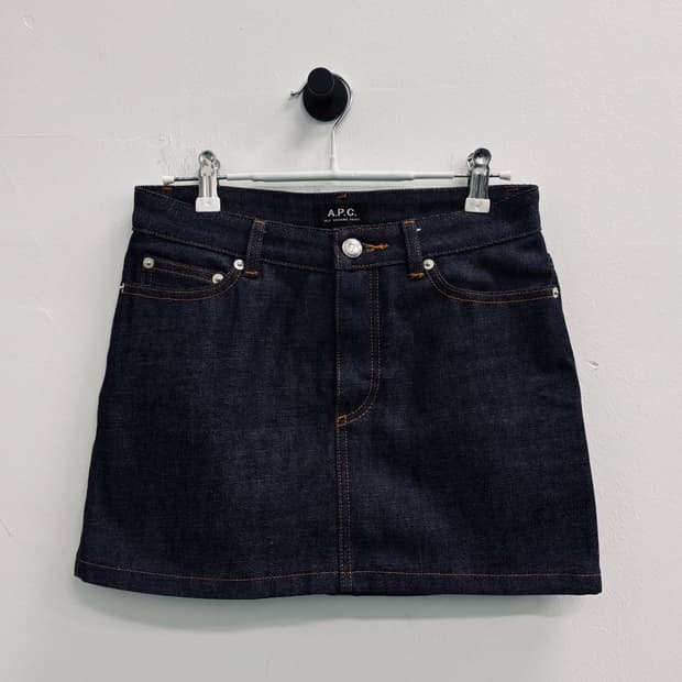 아페쎄(A.P.C.) 스탠다드 생지 데님 미니스커트 인디고