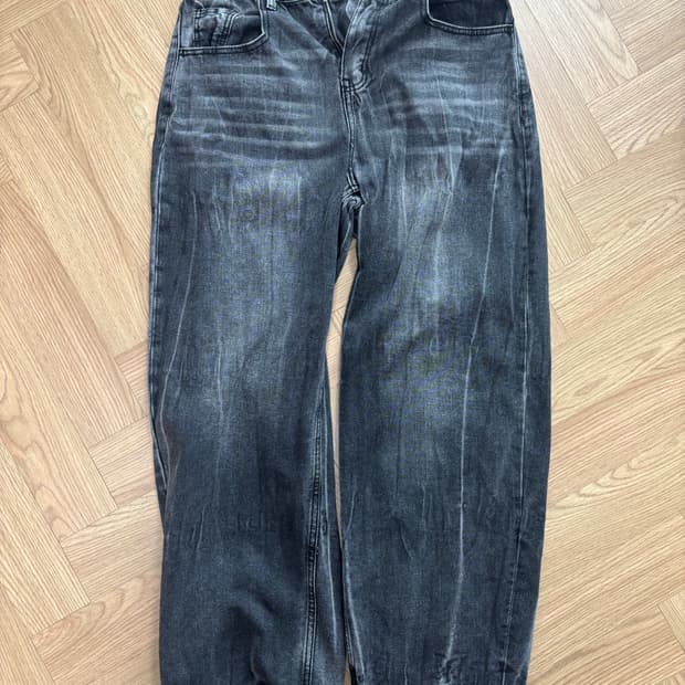 밀로 아카이브 커브드 데님팬츠