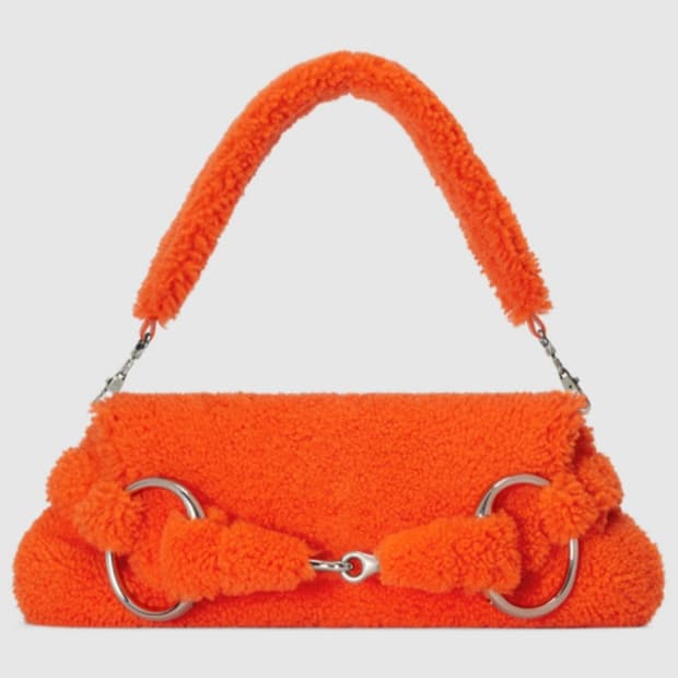 구찌 홀스빗 체인 숄더백 시어링 한정판