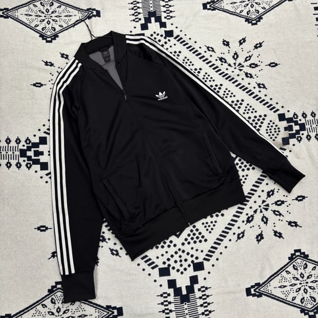 아디다스 흑탭 유로파 트랙탑 져지