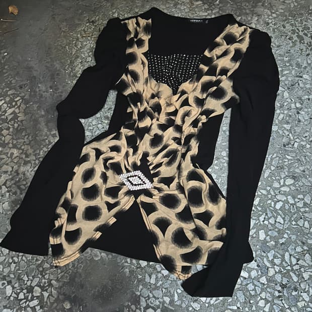 2000s VTG 갸루 호피 큐빅 버클 롱슬리브 