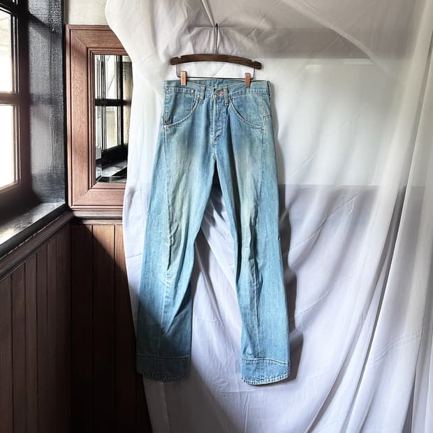 LEVI'S engineered light w30