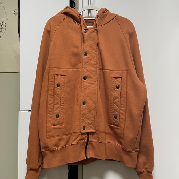 이스트로그 후드집업