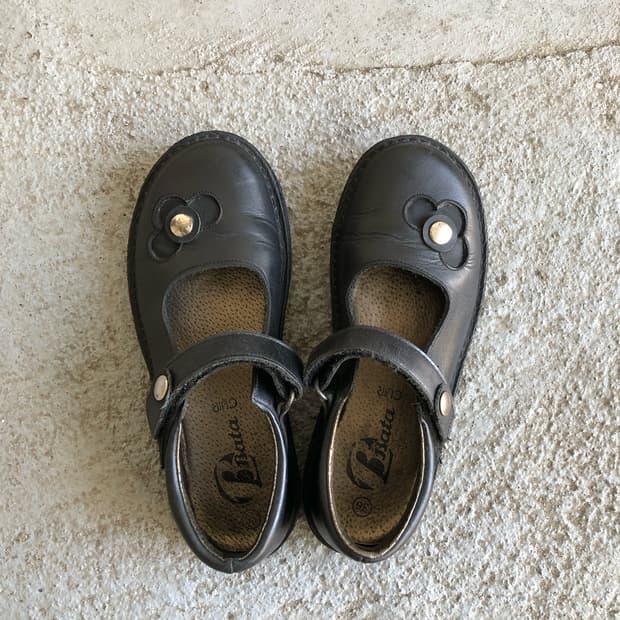 빈티지 벨크로 스트랩 메리제인 슈즈