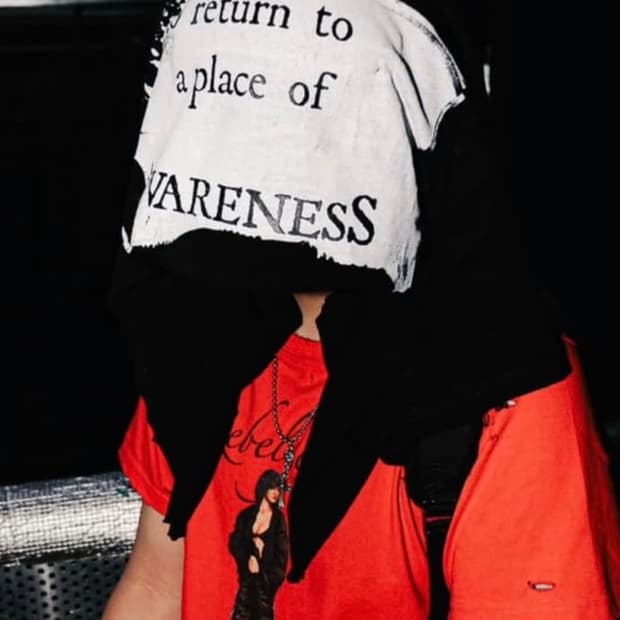 RESURRECITON13 24-AC004 black