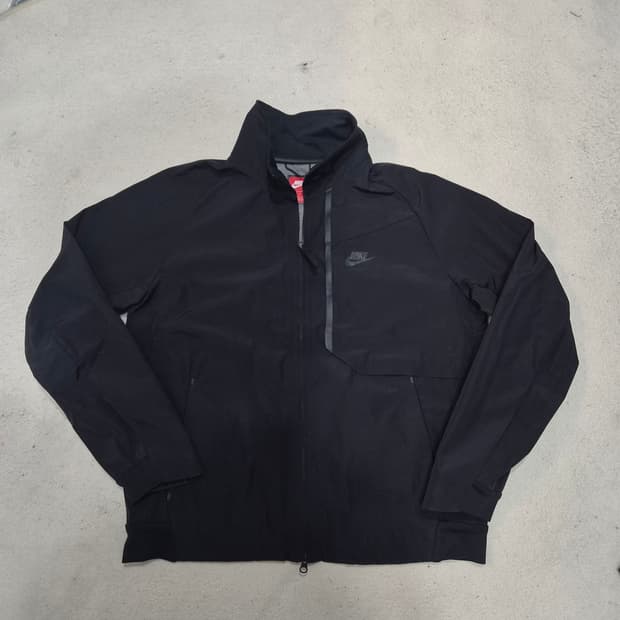나이키  바람막이XL