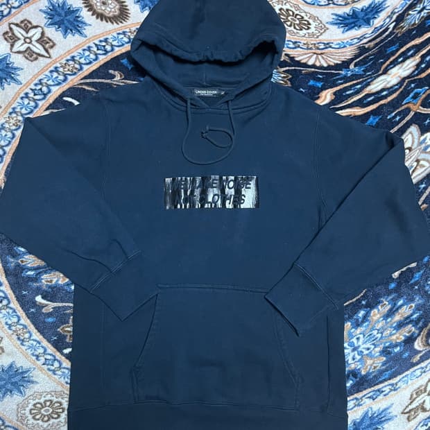 언더커버 “we make noise not cloths” 후드티