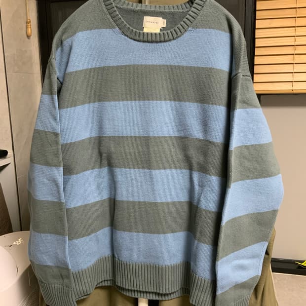 카키스 보더 스트라이프 스웨터 네이비/블루 (라지)