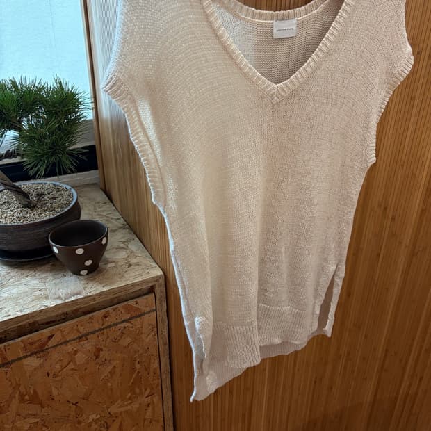 green label relaxing Vest