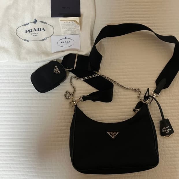 프라다 테수토 호보백 리에디션 2005 블랙 (정품)