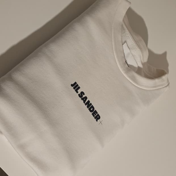질샌더 로고 맨투맨 스웻셔츠