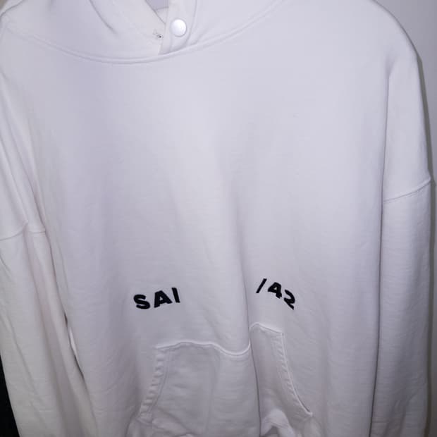 SAI hoodie white L