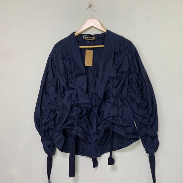 살바토레 페라가모 셔링 디테일 오픈형 자켓 네이비 38 사이즈