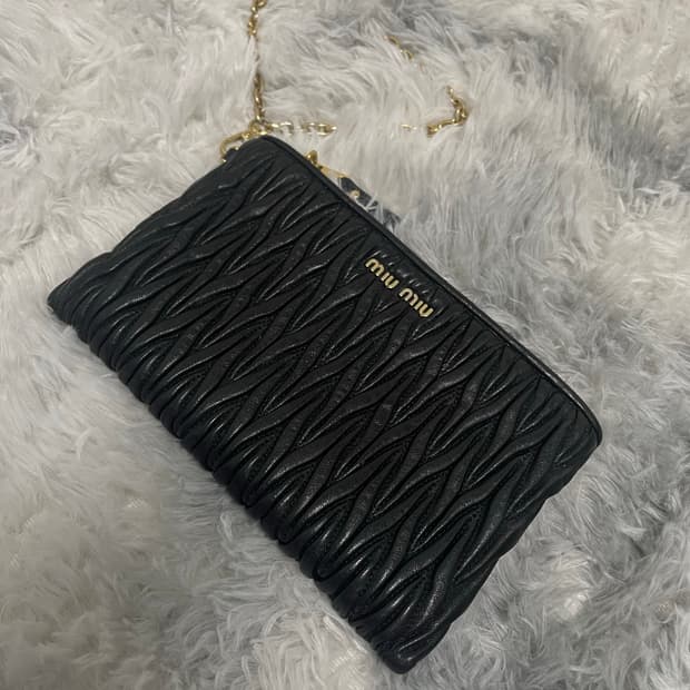 미우미우 마테라쎄 파우치 클러치 백 [os]