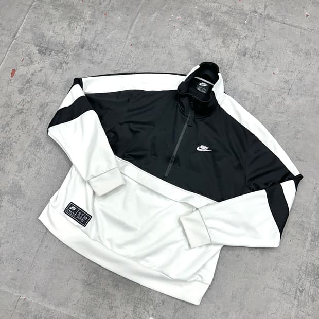 나이키 반집업 저지L