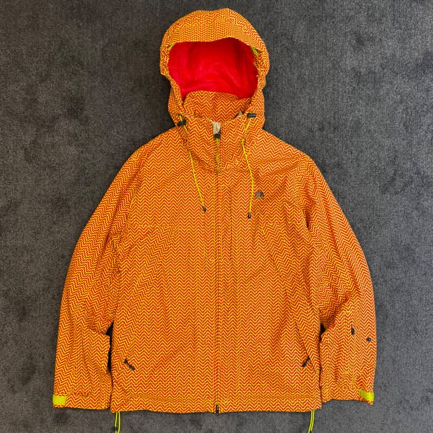 나이키 ACG 핏스톰 패턴 자켓