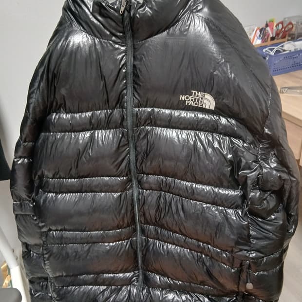 노스페이스900 유광경량패딩