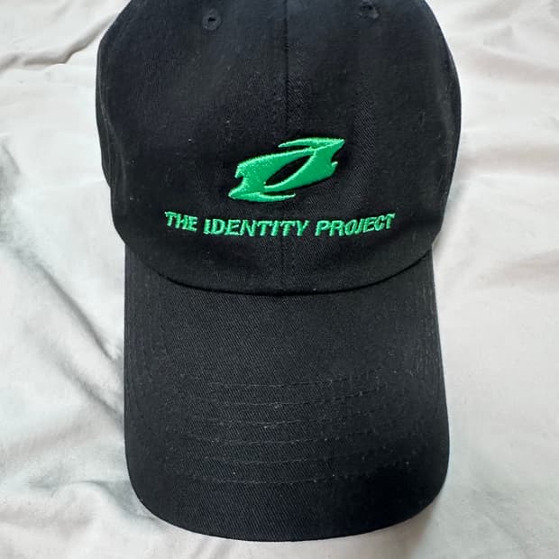 더 아이덴티티 프로젝트 블랙 볼캡