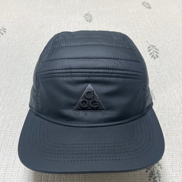 나이키 ACG AW84 패디드 캡 블랙