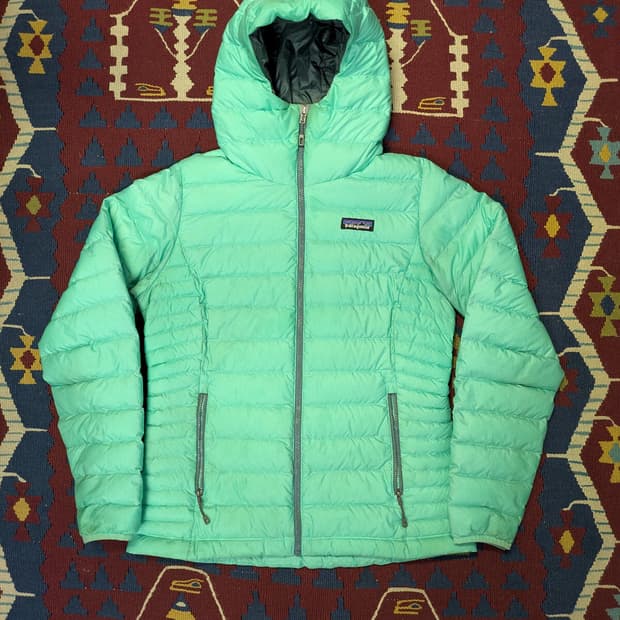 파타고니아 다운 스웨터 후디 경량패딩 민트