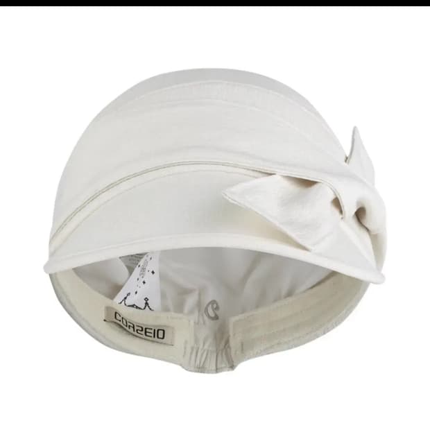 서지수착용 코이세이오 리본 타이 캡 모자