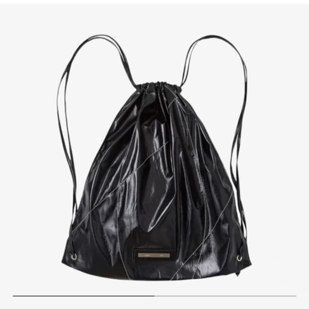 마뗑킴 스트링 백팩 블랙