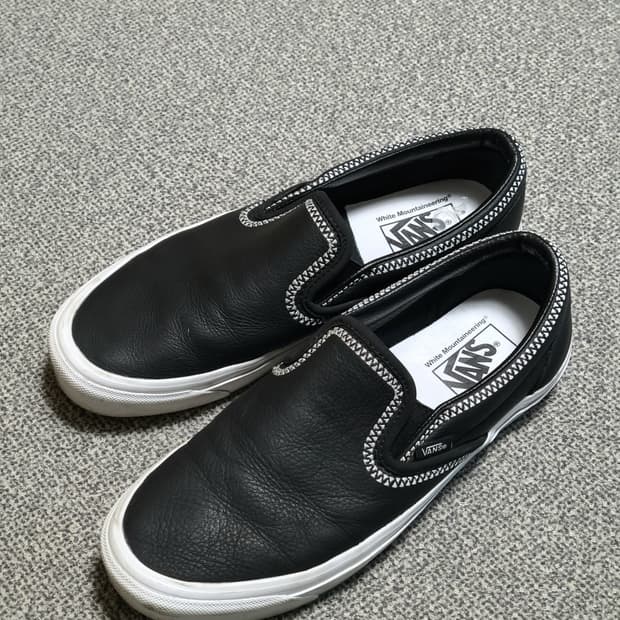 반스 X 화이트 마운티니어링 슬립온 275mm