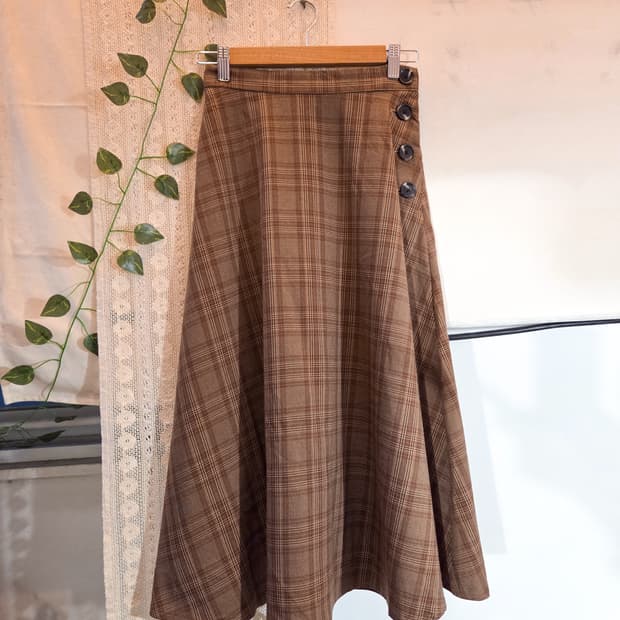 체크 롱스커트