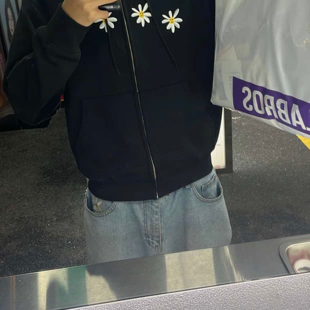 라브로스 데이지 후드집업