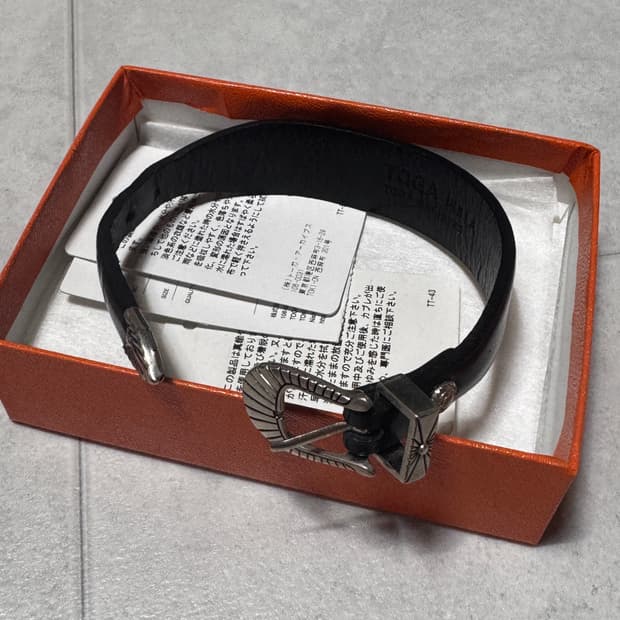 Toga pulla 뱅글 브레이슬릿