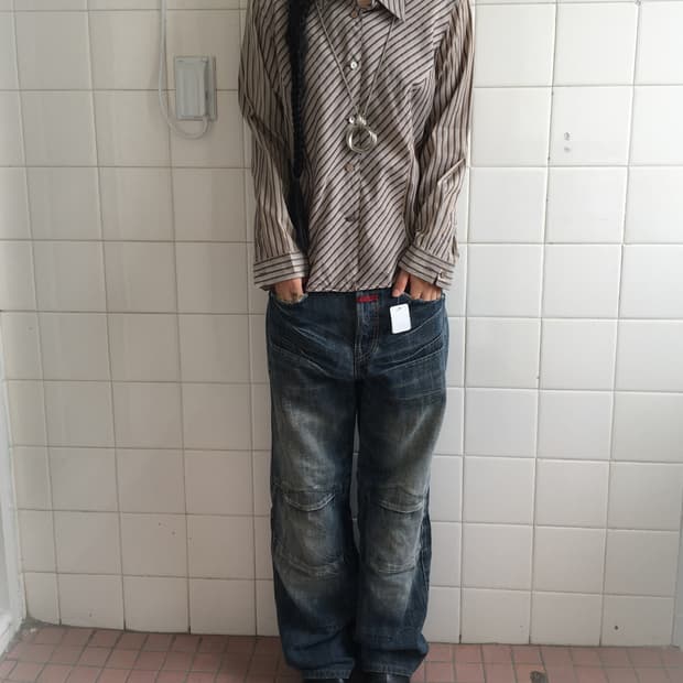 Stripe pattern shirt