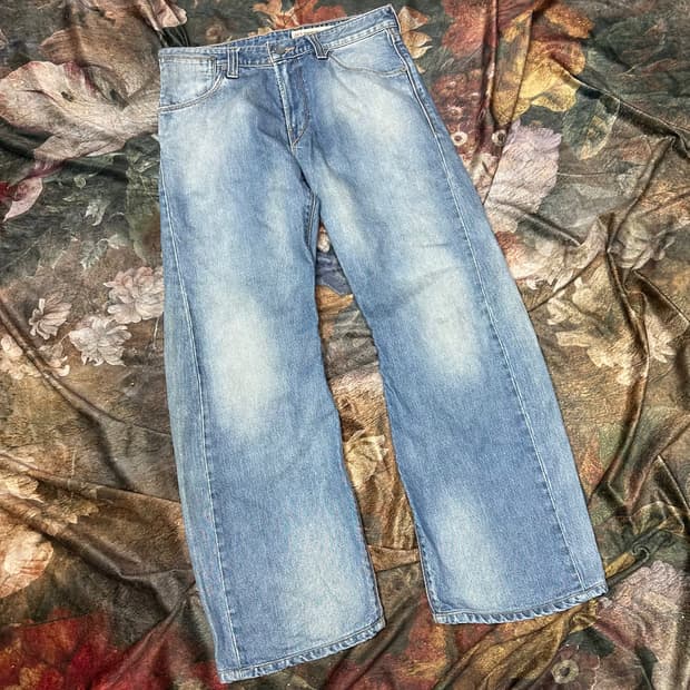 리바이스 빈티지 엔지니어드 아이스워싱와이드데님진 29