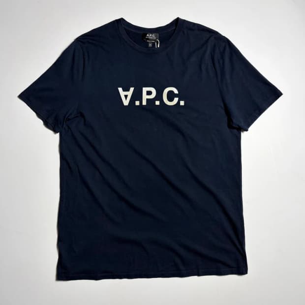 아페쎄 APC 시그니처 로고 반팔 티셔츠 R2256