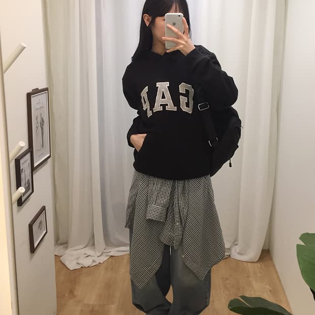 Unisex GAP Hoodie 100