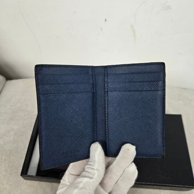 [보증서 정품] 프라다 빅로고 카드지갑