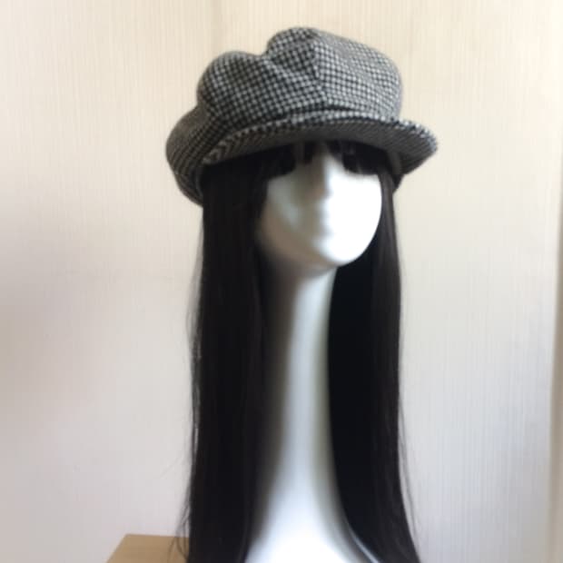 Hound tooth pattern newsboy cap