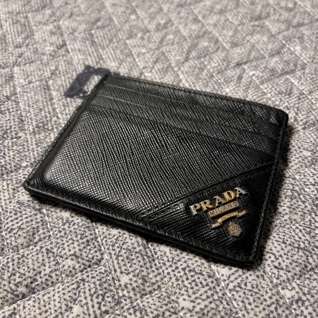 프라다 카드지갑