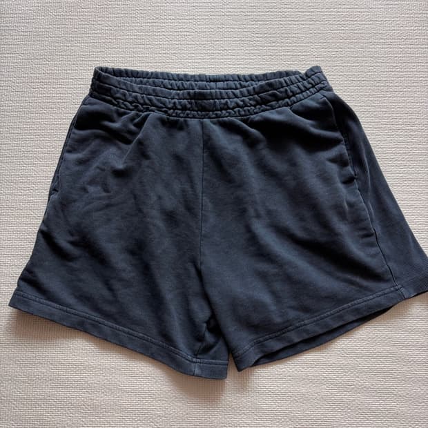 짐샤크 블랙 피그먼트 쇼츠 M