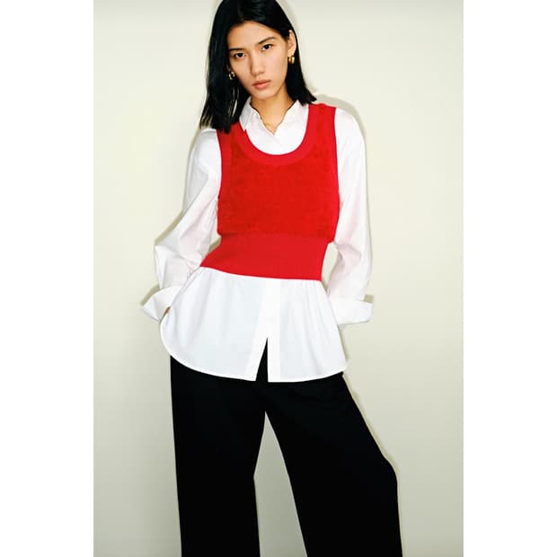 코스 COS 23 스쿱넥 플러피 울 베스트