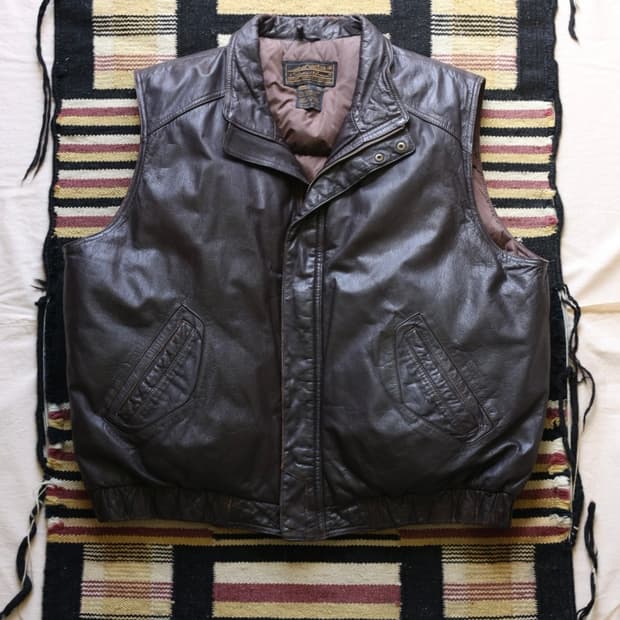 에디바우어 90s 구스다운 라이닝 레더 베스트