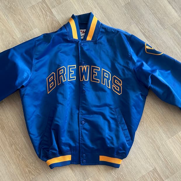 마제스틱 밀워키 브루어스 사틴 자켓 데드스탁