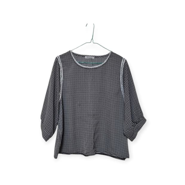La Tium 블랙 앤 화이트 체크 7부 블라우스/프리사이즈 66추천