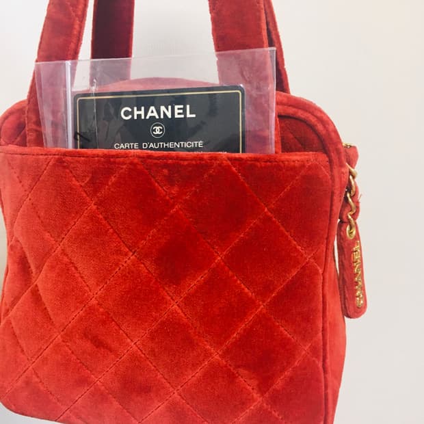 샤넬 벨벳 토트백