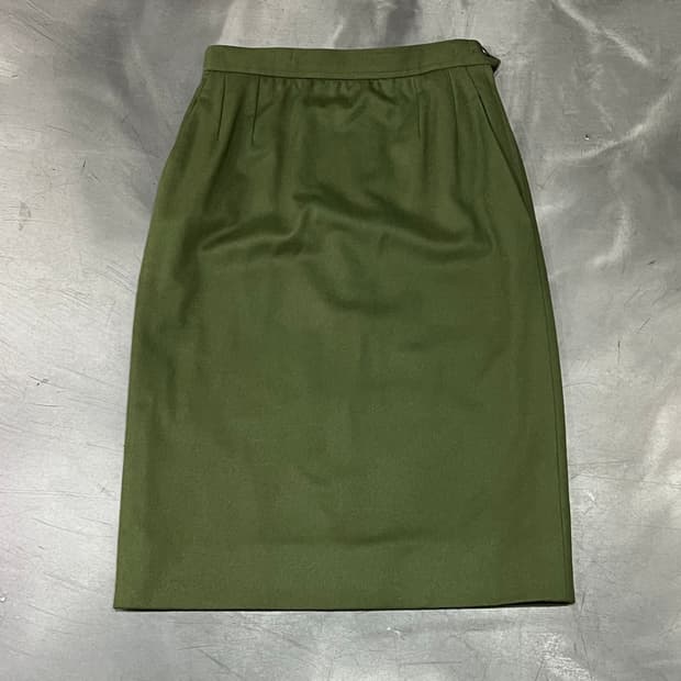  입생로랑 데드스탁 울 미디 스커트 y16404