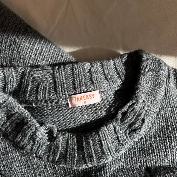 TAKEASY damage over long knit