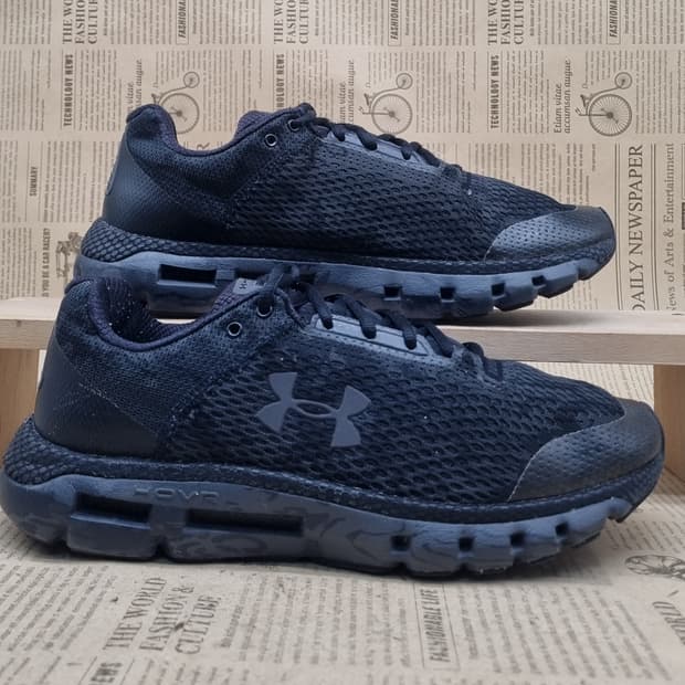 언더아머 HOVR 인피니티 남성운동화270